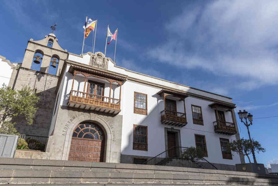 Tenerife 210 - Icod de los Vinos - Ayuntamiento.jpg